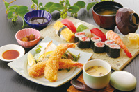 平日ランチ:海老フライ定食
