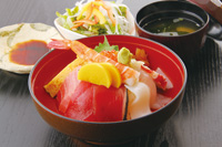 平日ランチ:海鮮チラシ